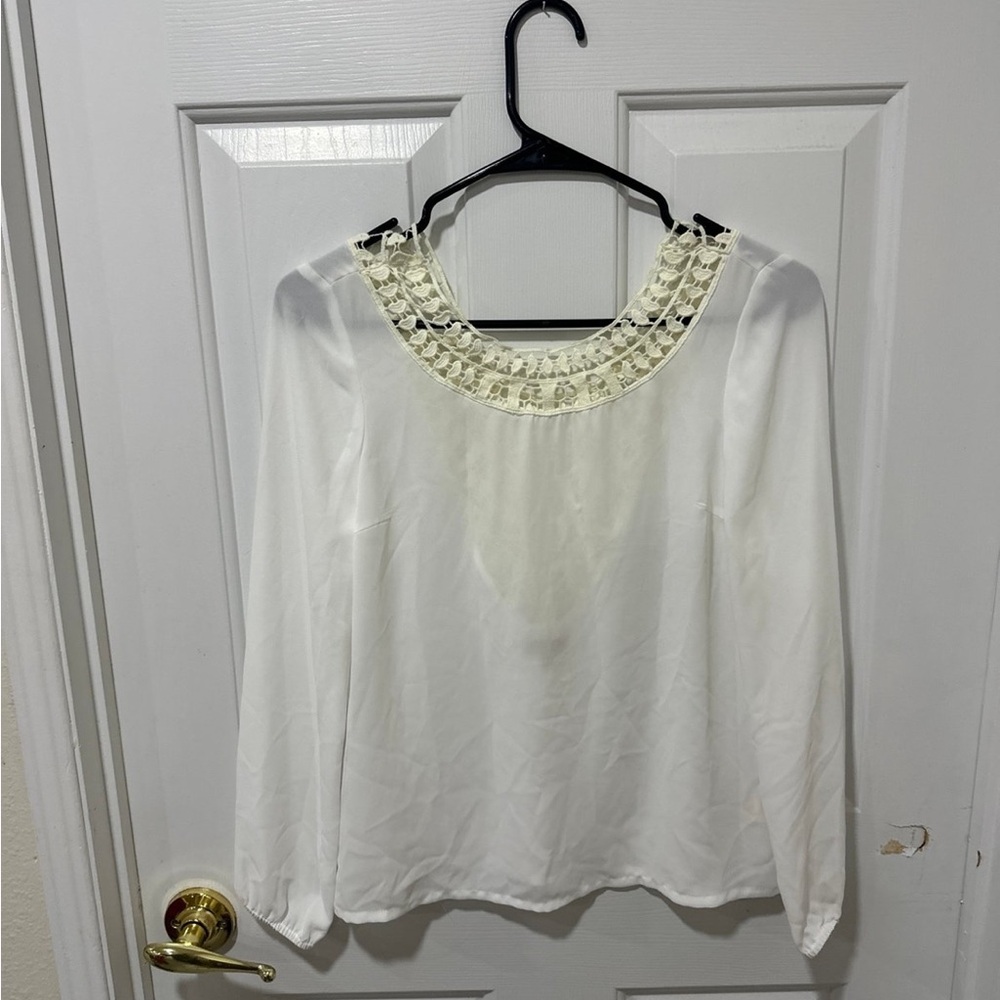 Gianni Bini Cream Blouse with Lace Detail